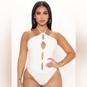 White cut out bodysuit 💟